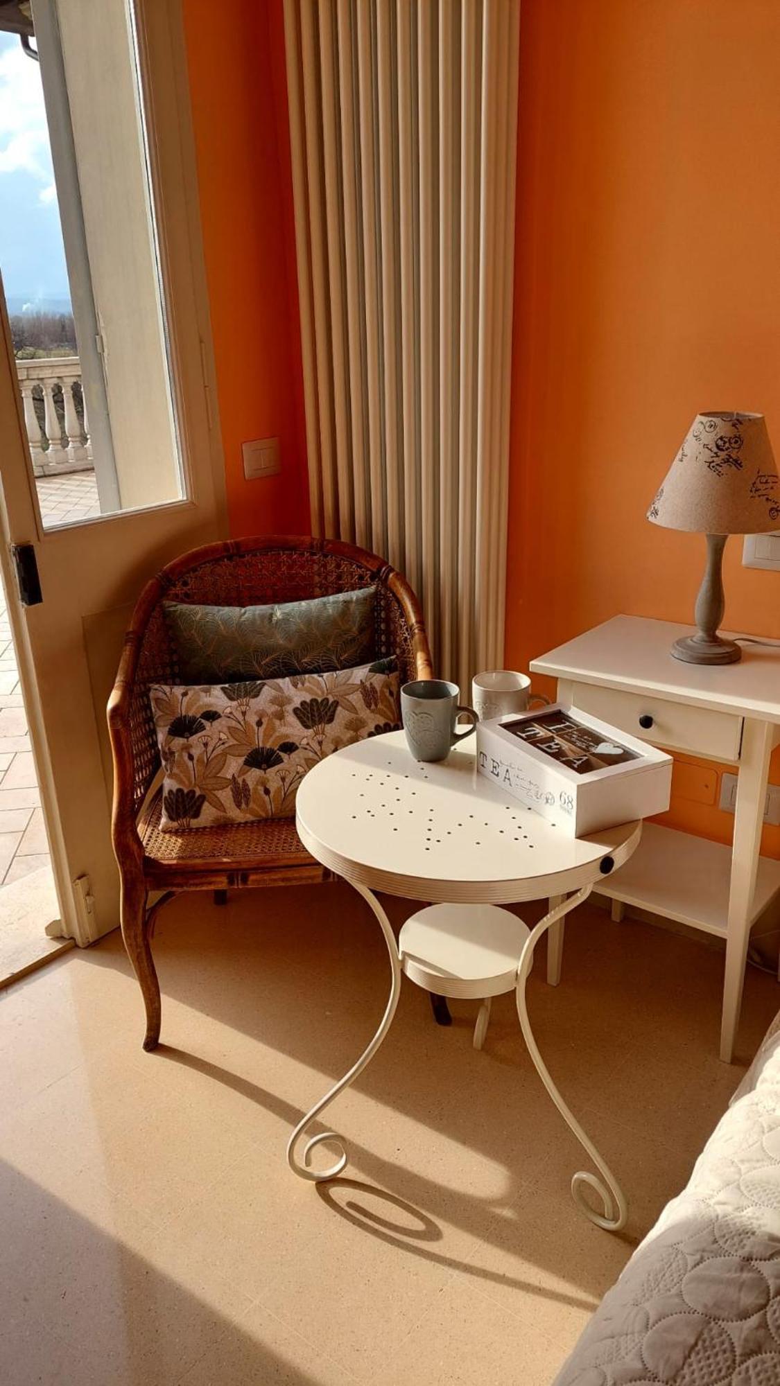 La Casa Del Mago Camere E Appartamenti Pissignano 외부 사진